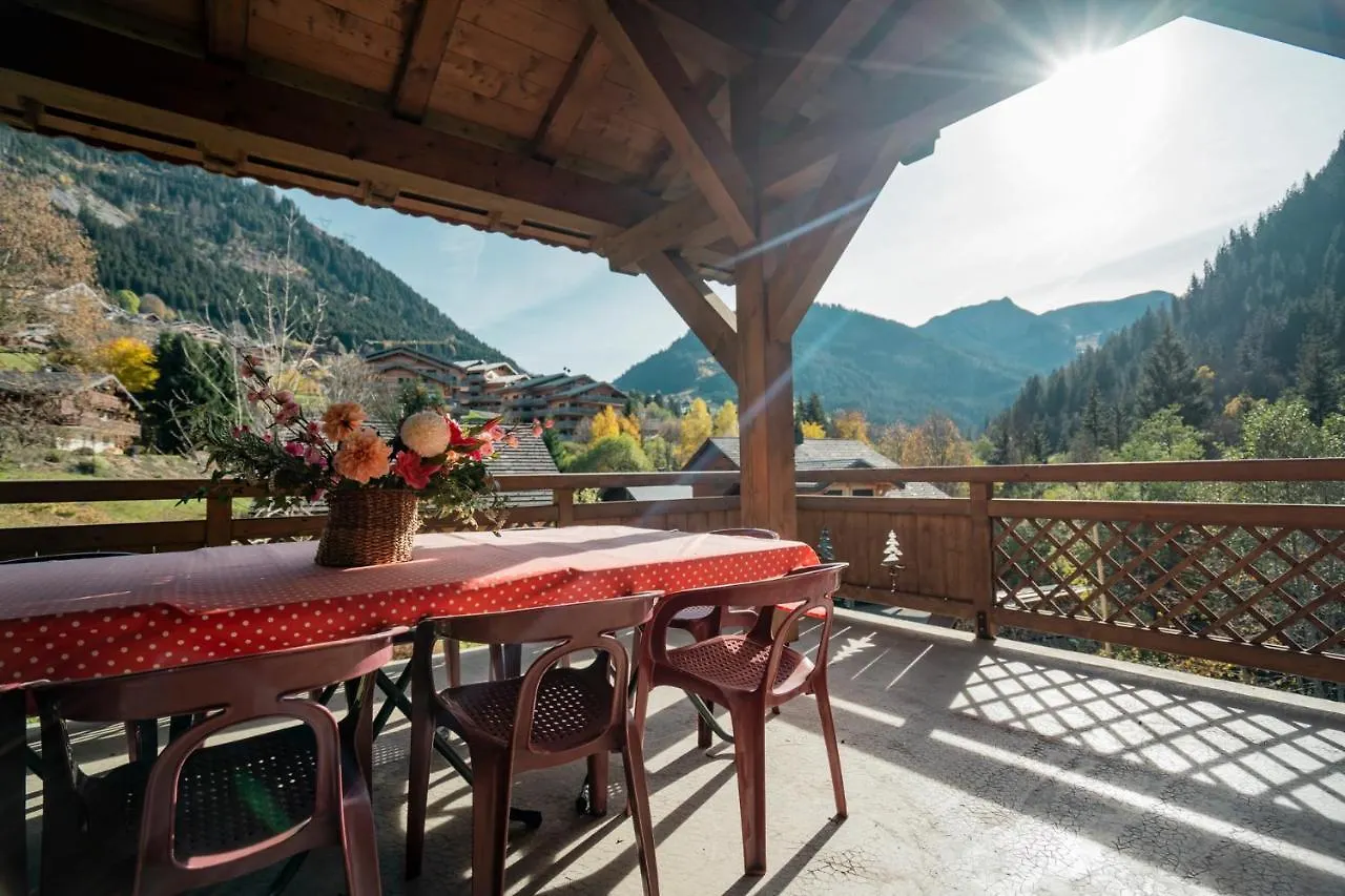 Chalet Les Noisetiers Chatel